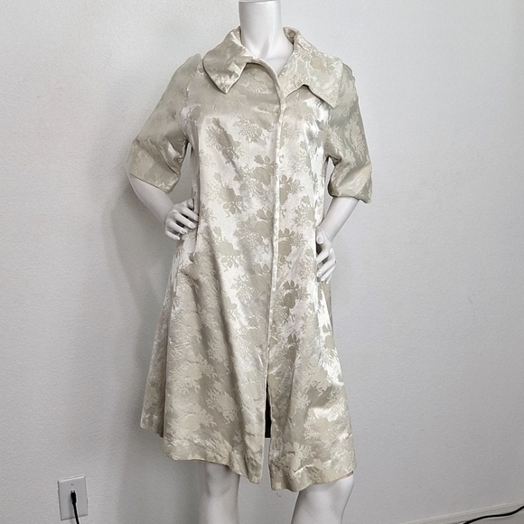 Lord & Taylor Vintage Cream Floral Elbow Length Retro Brocade Trench Coat Sz 00 - Picture 1 of 9